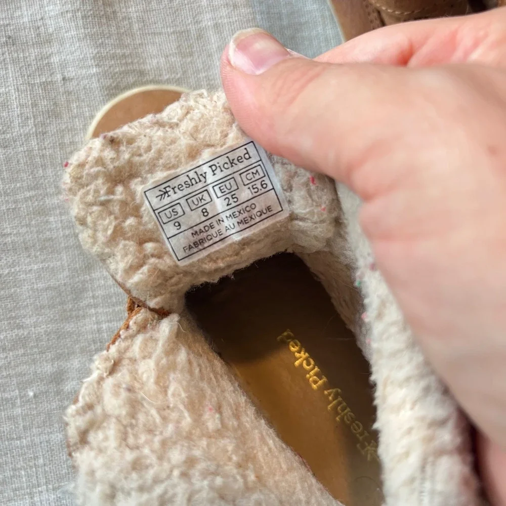 Freshly Picked Kids Tan Leather Shearling Lined Sneakers Size 9 US Toddler